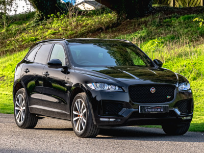 Jaguar F-pace