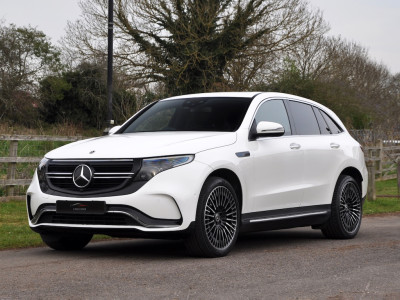 Mercedes Eqc